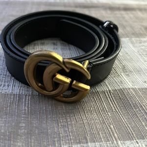Woman Gucci belt